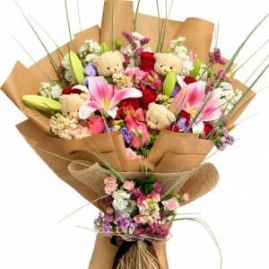 Ayıcıklı Pembe Lilyum ve Gül Buketi – Özel Tasarım