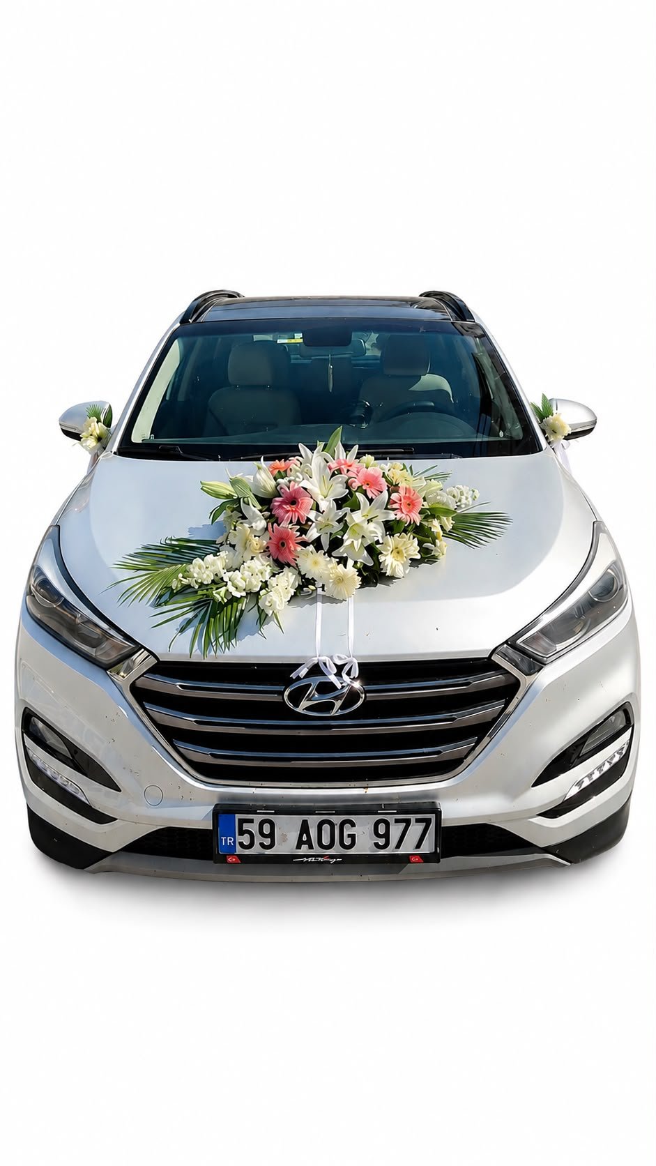 Beyaz ve Pembe Çiçeklerle Gelin Arabası Süsleme