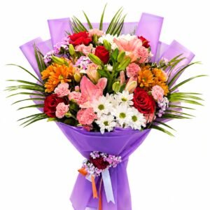 Kırmızı gül, pembe lilyum ve karışık mevsim çiçeklerinden oluşan buket